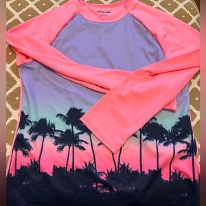 Girls rash guard like new